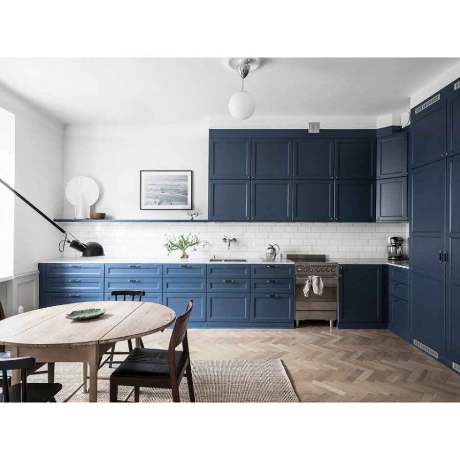 Кухня в синем цвете немецкая классика