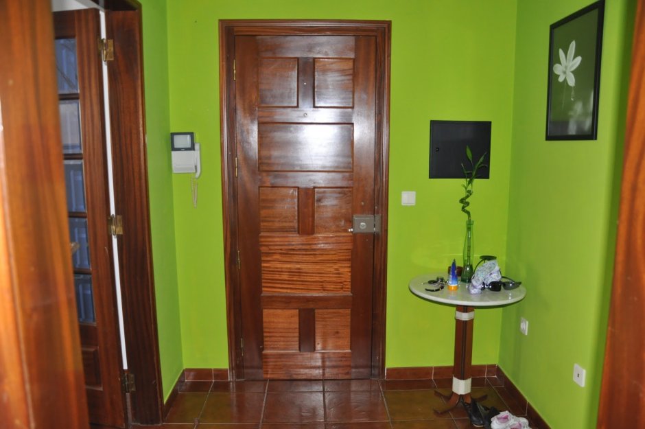 Розовая прихожая