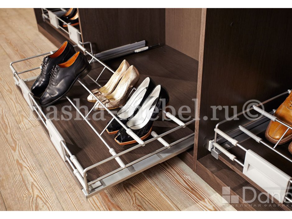 Крутящийся шкаф в прихожую