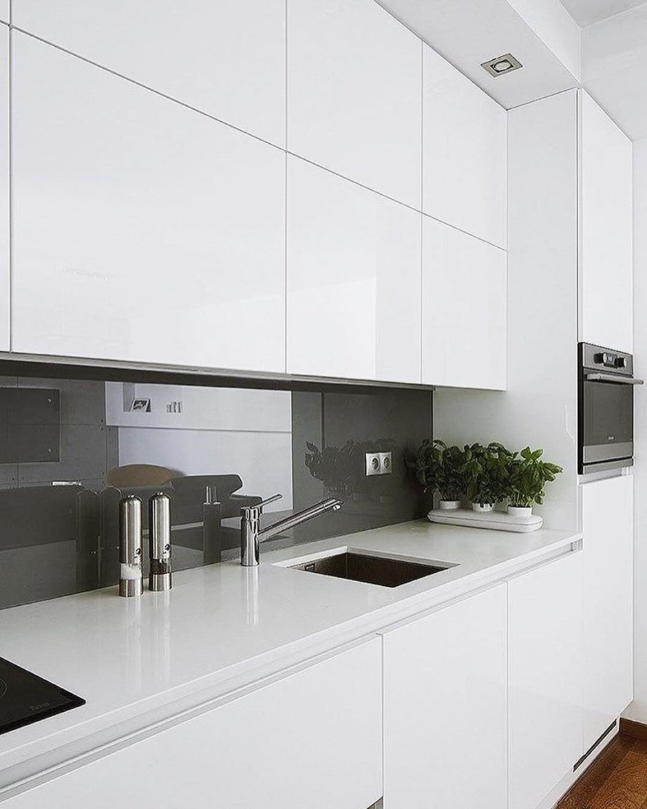 Белые кухни