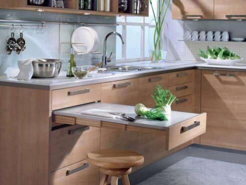 Кухонный шкаф с откидным столом