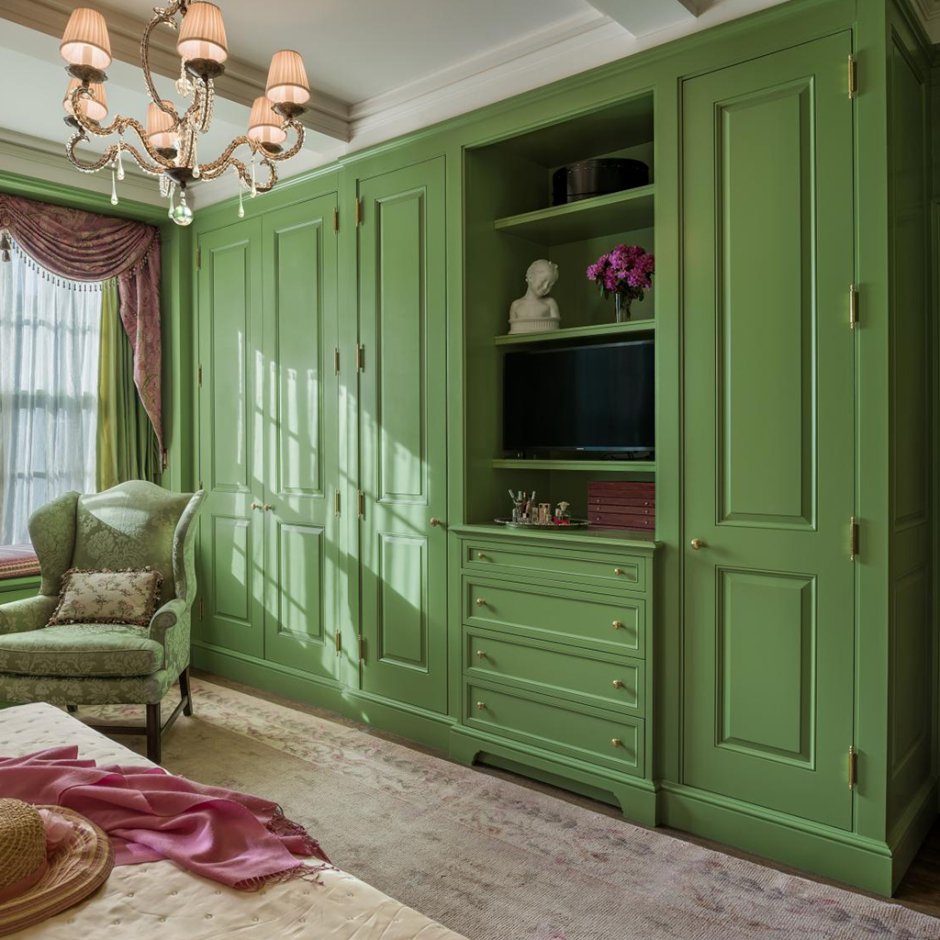 Зеленый шкаф в интерьере