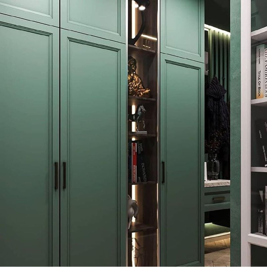 Шкаф изумрудного цвета