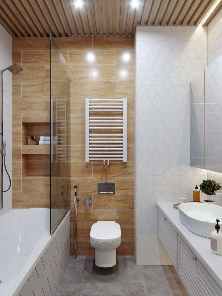 Ванная с туалетом с элементами дерева