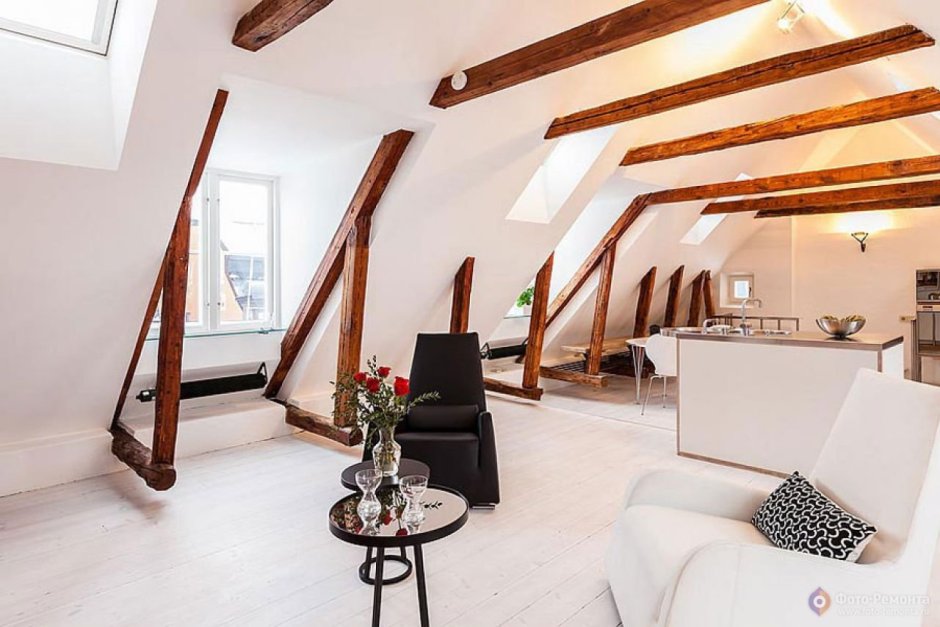 Мансардный дом изнутри