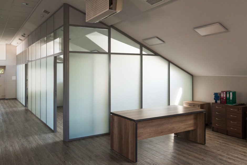 Перегородки для зонирования пространства в офисе