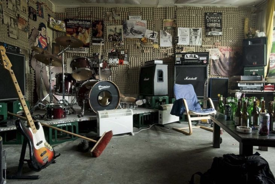 Интерьер барбершопа