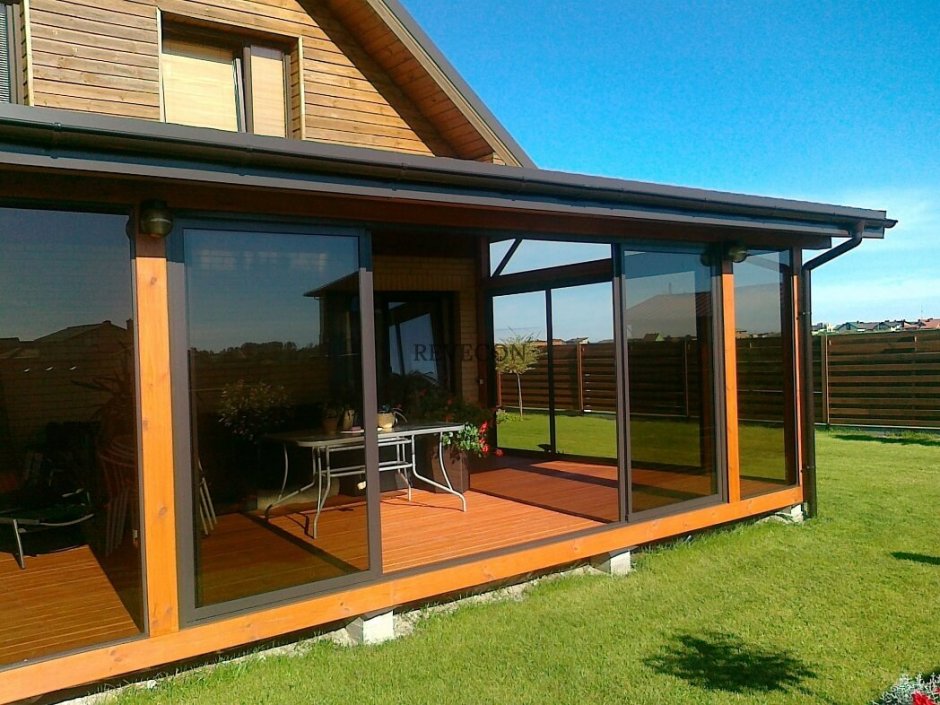 Отделка террасы поликарбонатом