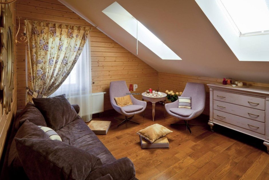 Отделка мансарды на даче