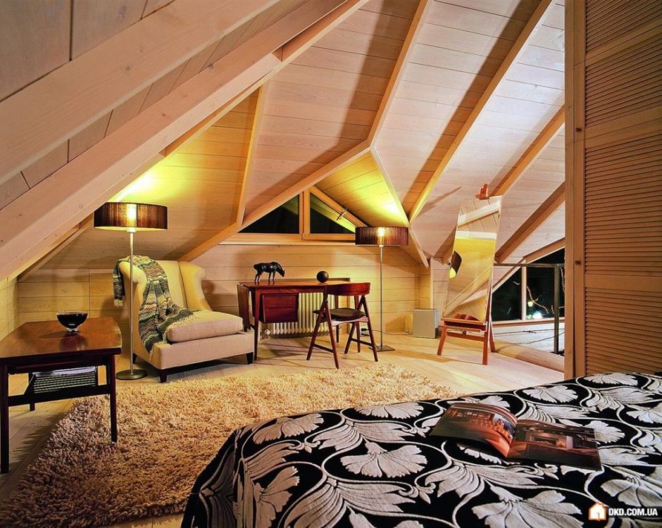 Обустройство мансарды в деревянном доме