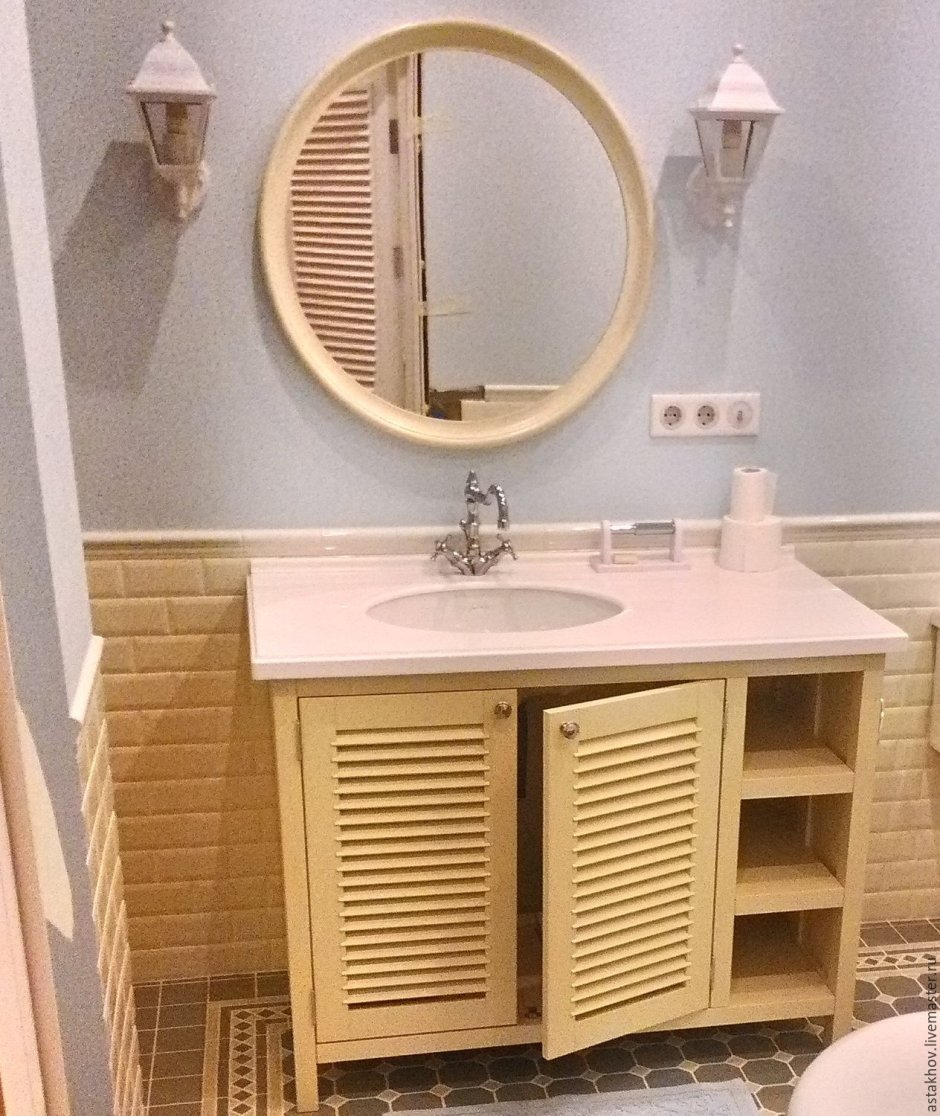 Жалюзийные двери под ванну