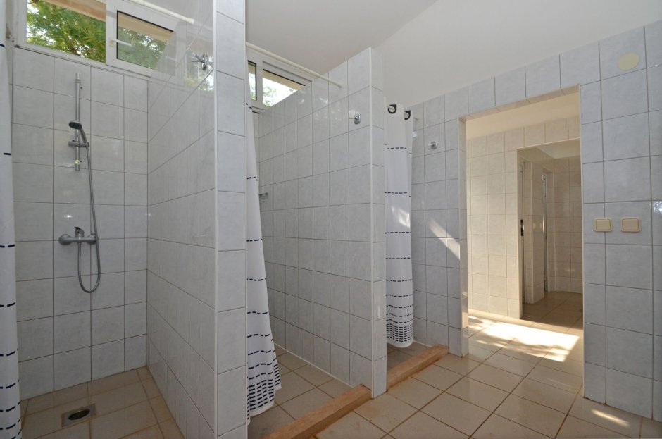 Душевые перегородки