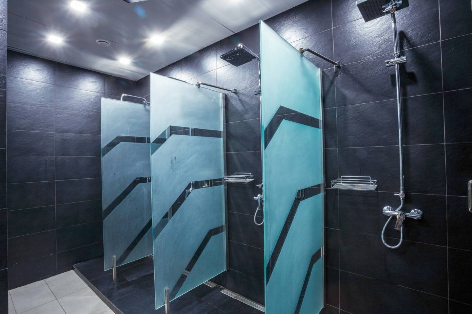 Душевые перегородки из ПВХ