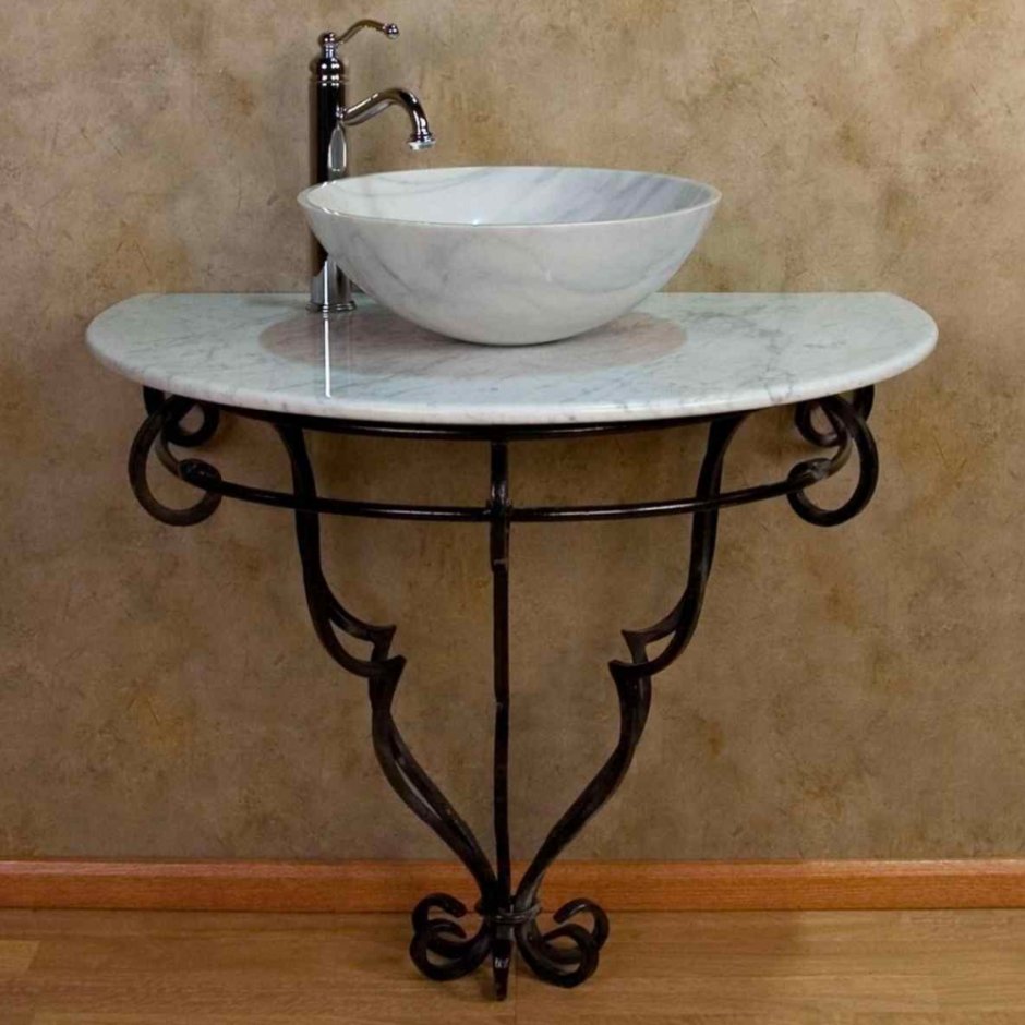 Металлическая раковина для ванной