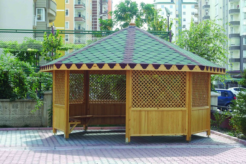 Беседка с мягкой кровлей