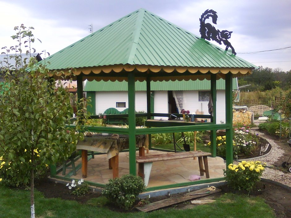 Беседка с выносом