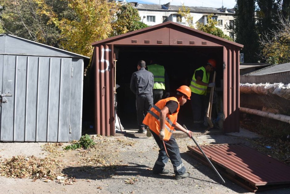 Демонтаж металлических гаражей