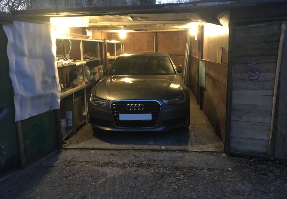 Audi a6 c6 в в гараже