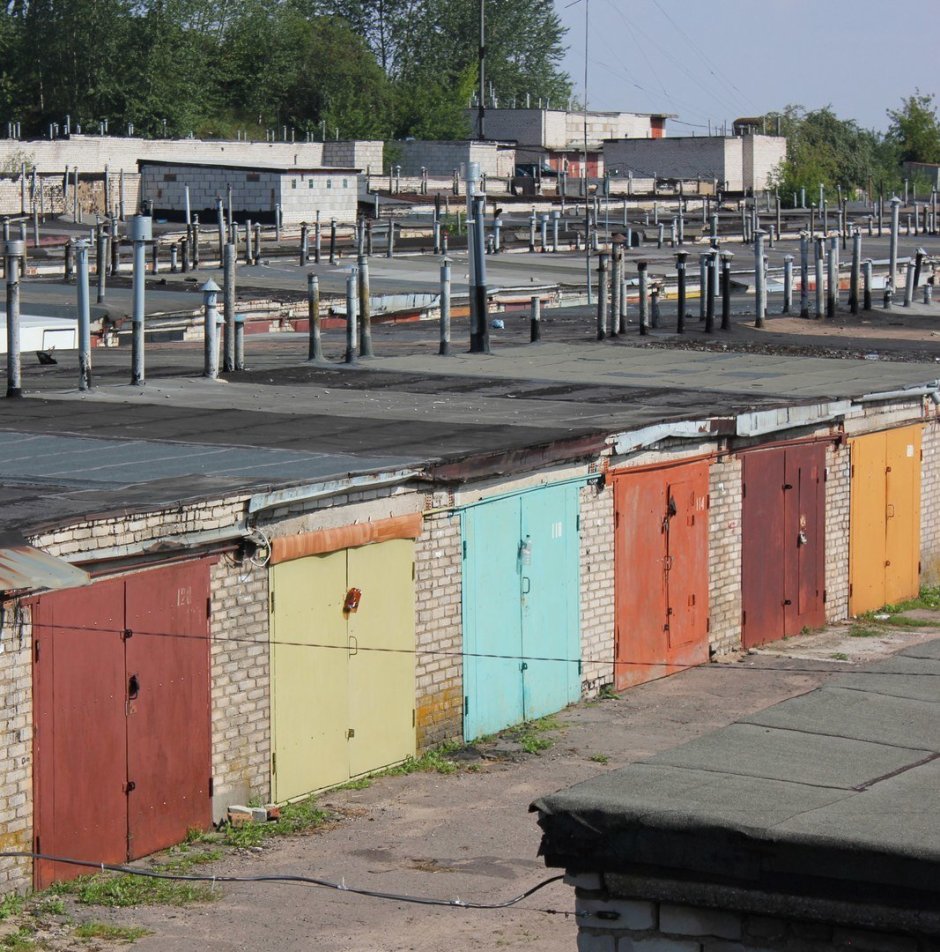 Гаражи в России