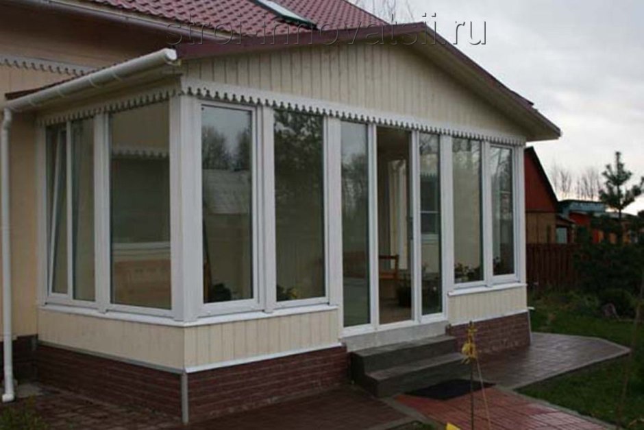 Пластиковое остекление веранды