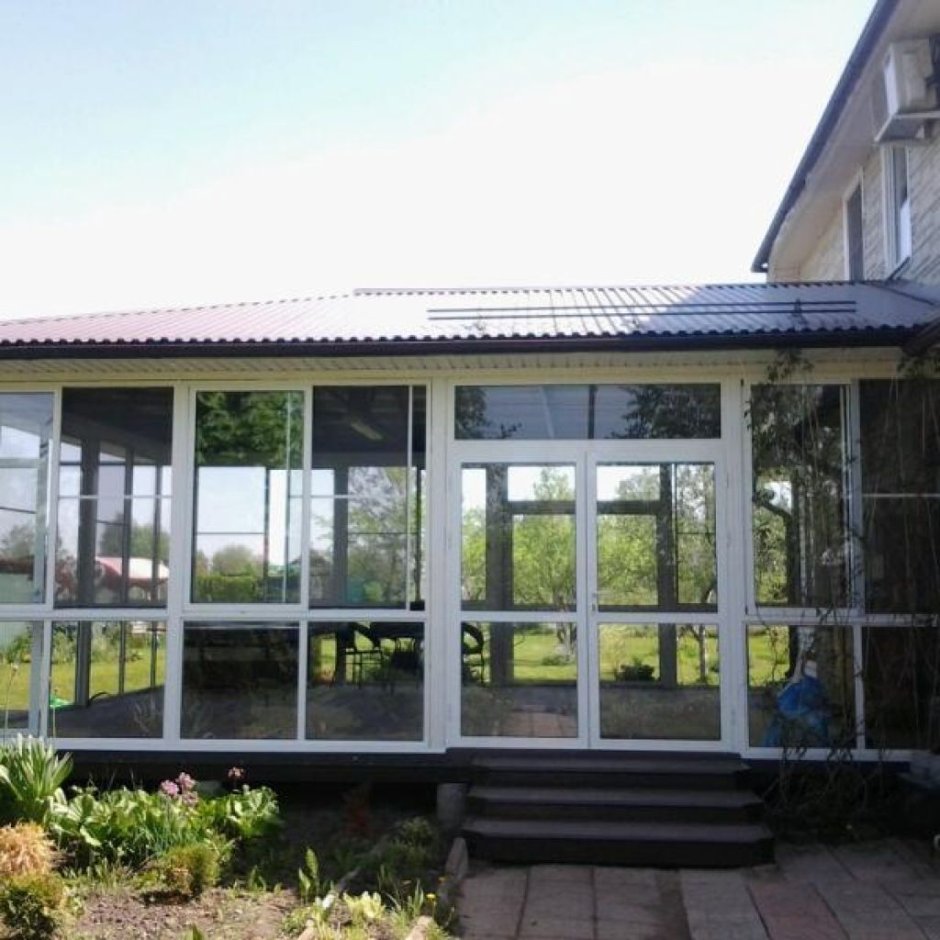 Остекление веранды Слайдорс