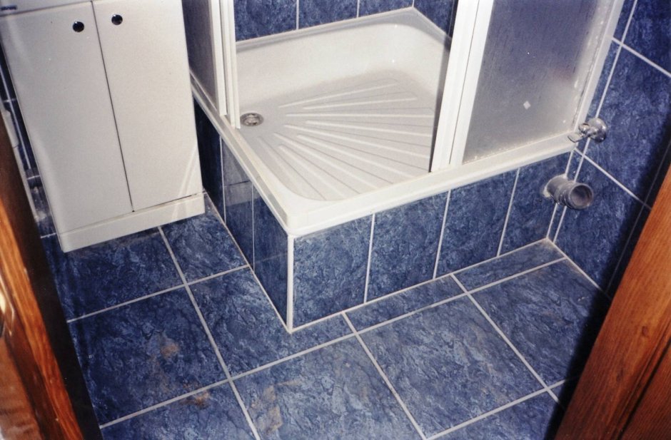 Душевая из стеклянных блоков