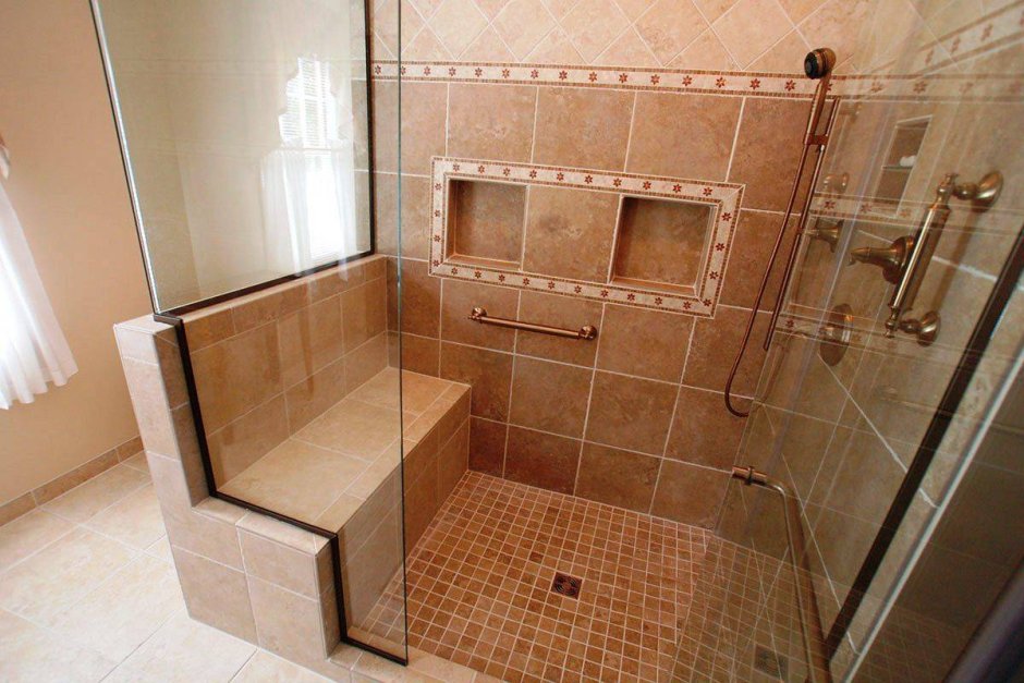 Душевая кабина из кафеля