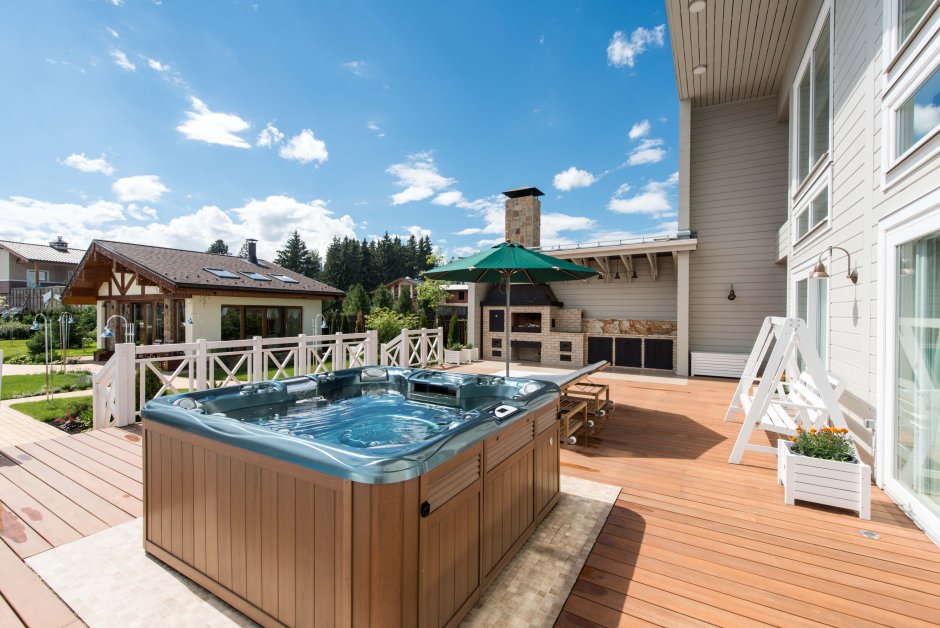 Баня с крытым бассейном