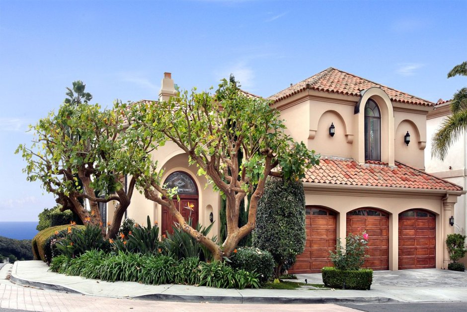 Архитектура вилла в испано-мавританском