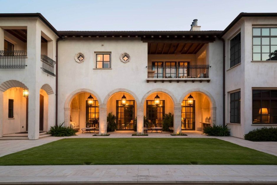 Архитектура вилла в испано-мавританском