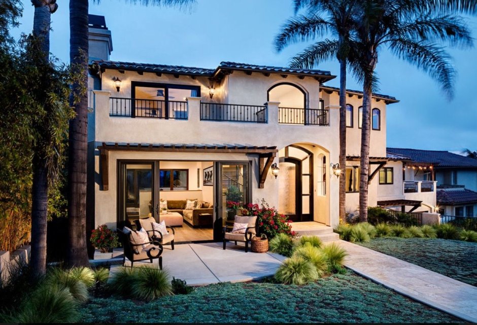 Вилла в средиземноморском стиле в Испании