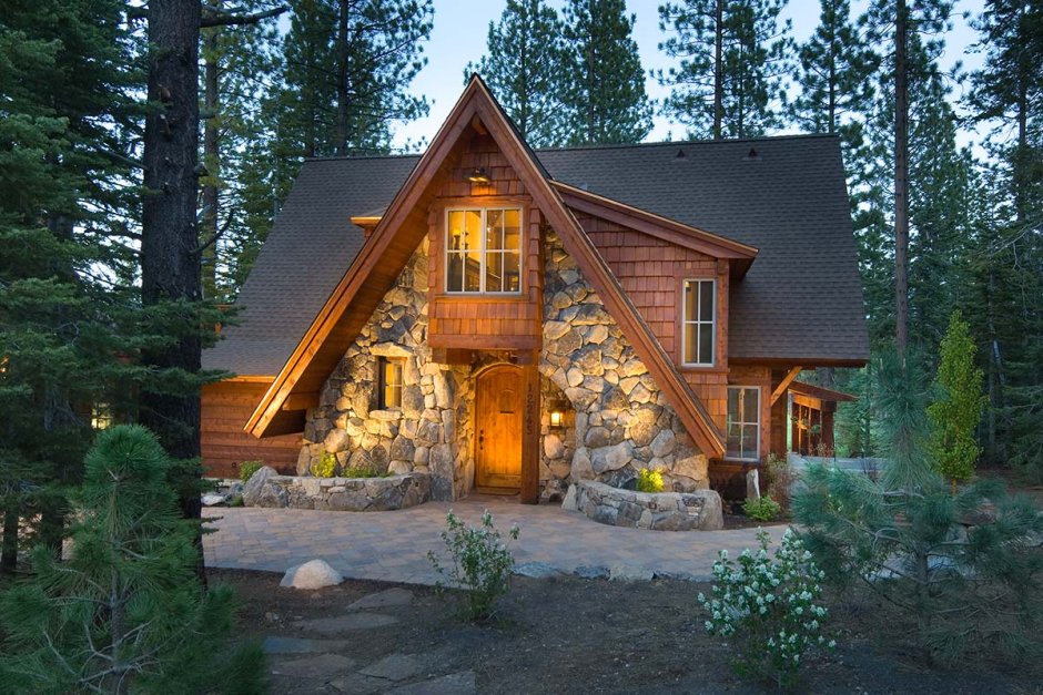 Сказочный деревянный домик