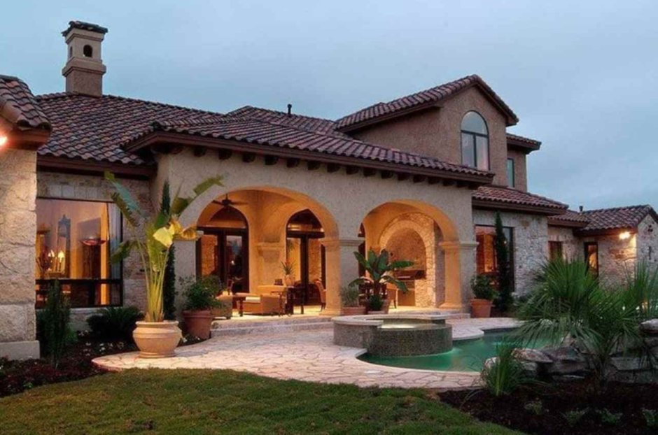 Одноэтажная вилла с бассейном в Тосканском стиле