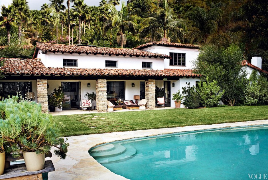 Дом майкнафр в стиле Испании