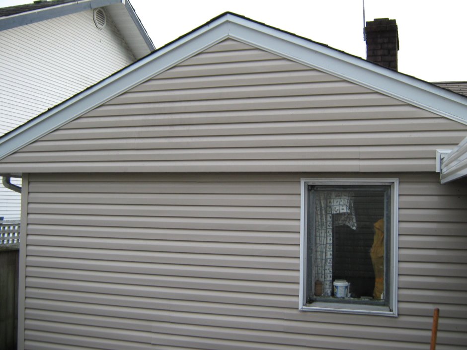 Фронтон гаража сайдинг