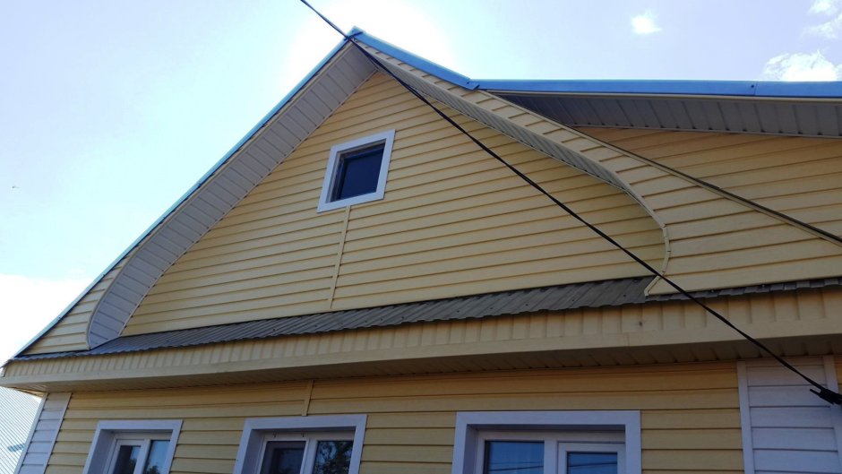 Фронтон из сайдинга