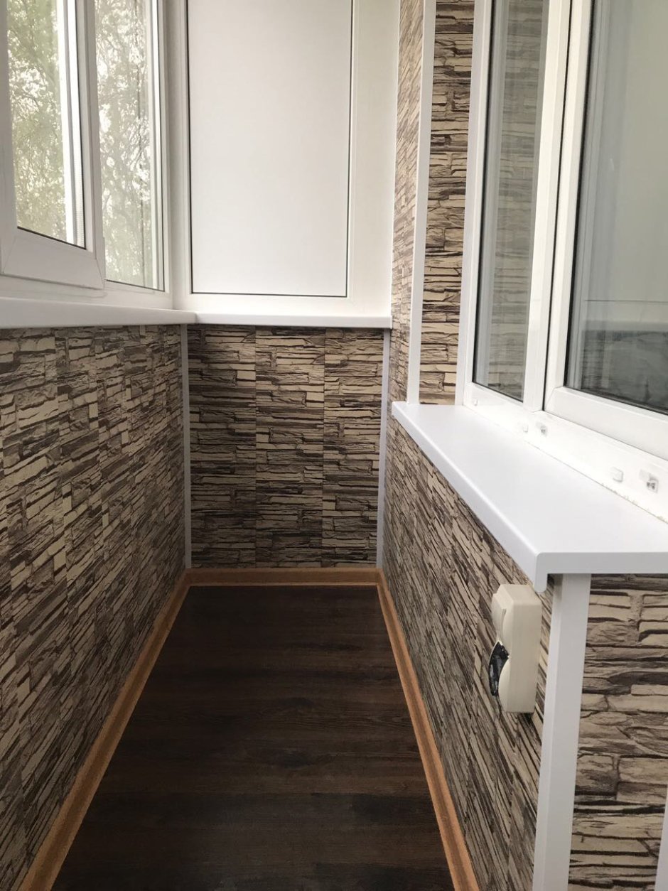 Обшитый МДФ балкон изнутри