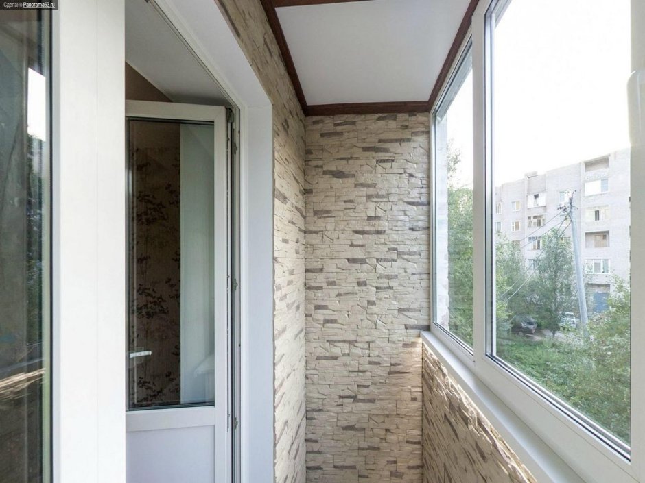 Отделка балкона