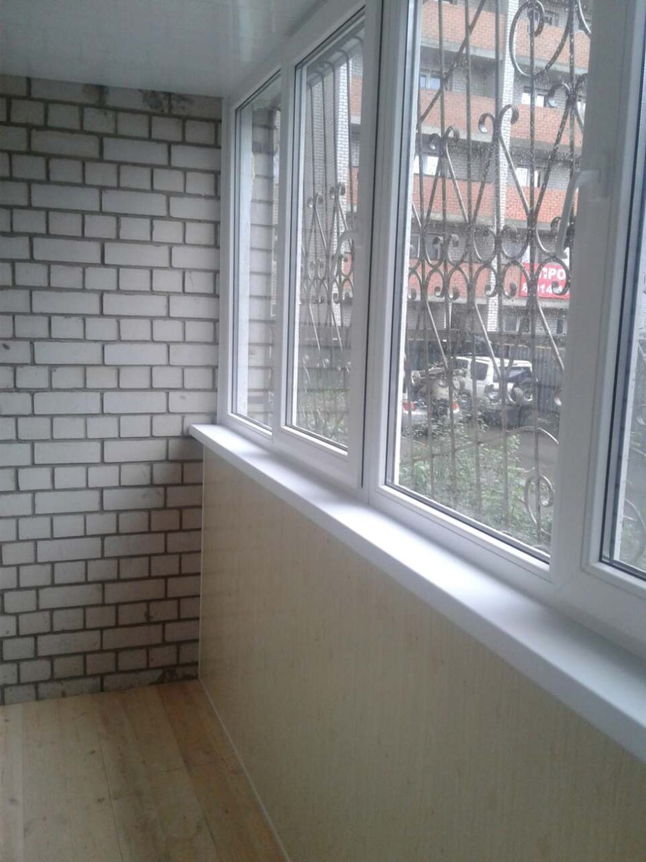 Отделка лоджии декоративным камнем