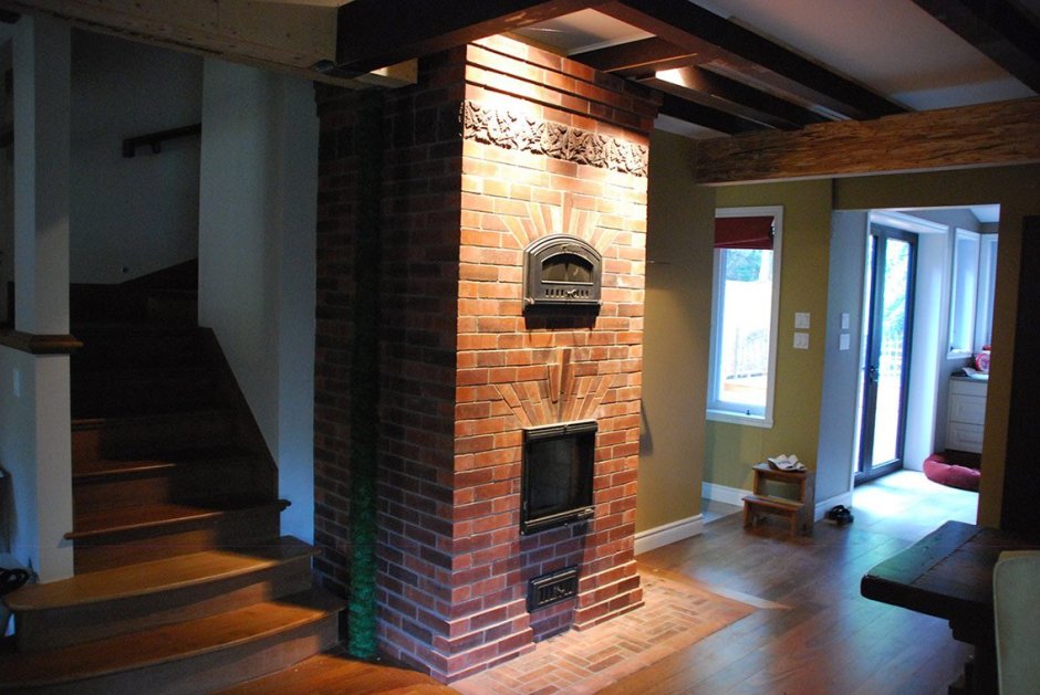 Камин из кирпича
