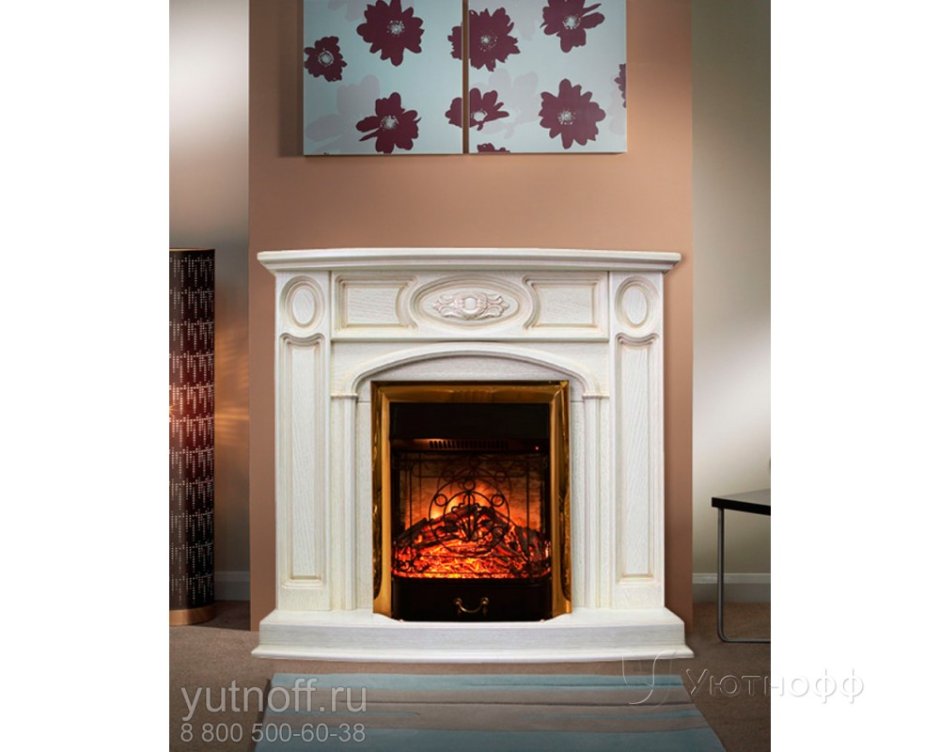 Встроенный камин в угол