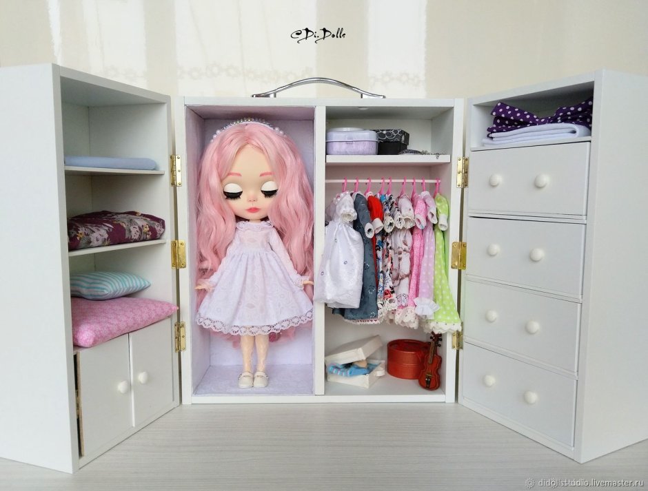 Blythe Box шкаф-чемодан для кукол