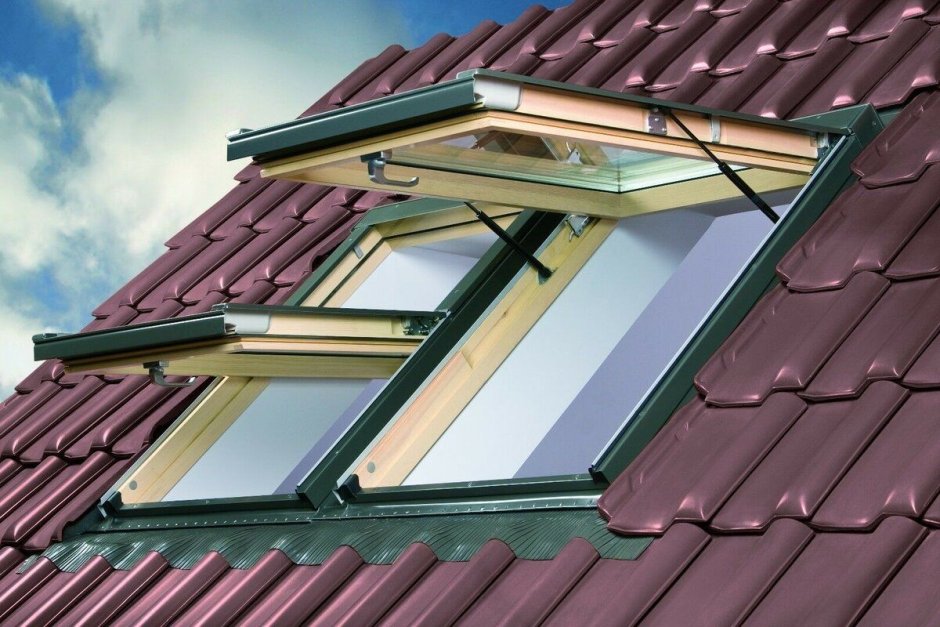 Монтаж мансардных окон Факро