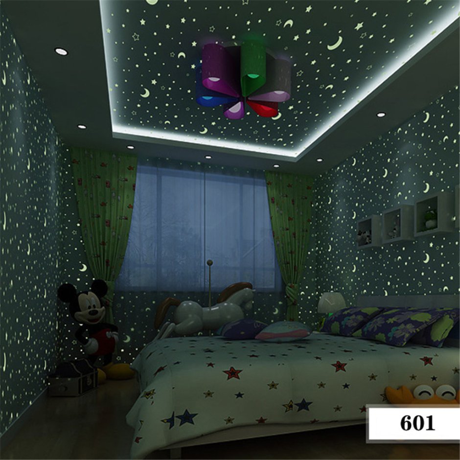 Потолок звездное небо в детской комнате