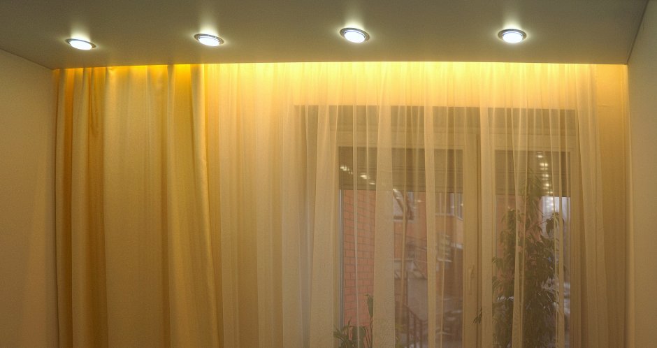 Подсветка штор натяжной потолок