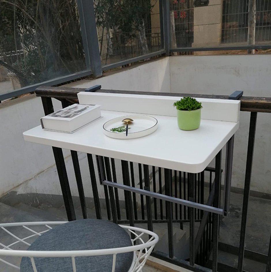 Металлический столик на балкон