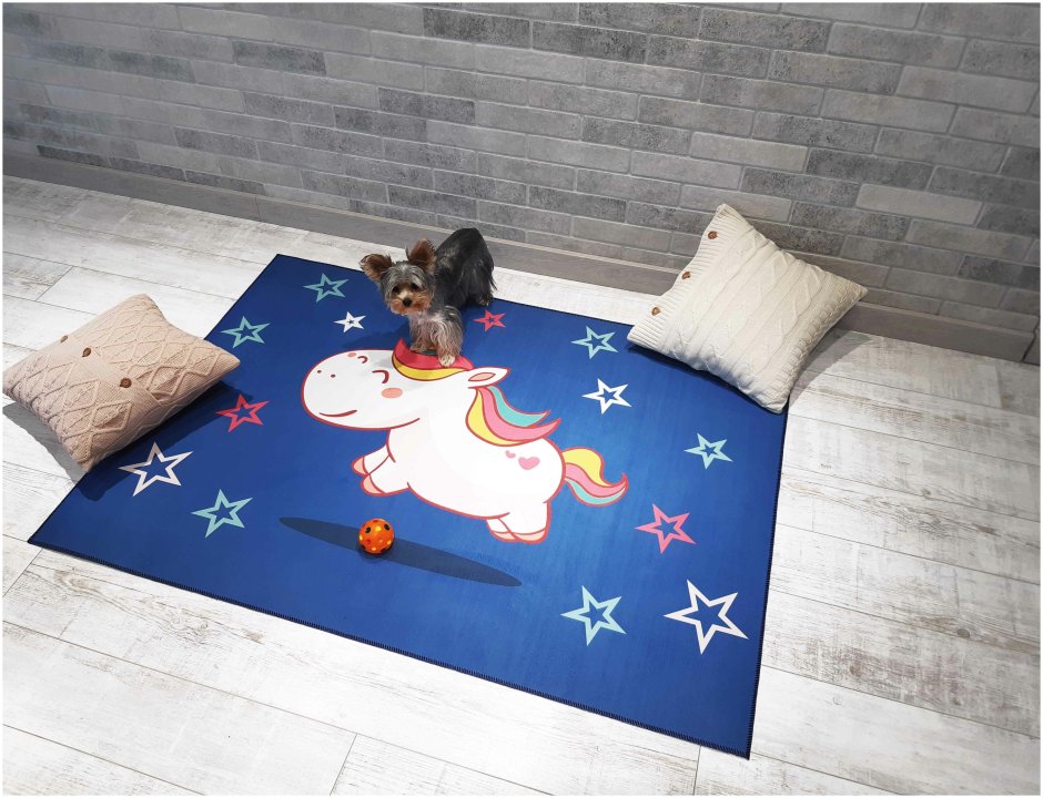 Ковер с единорогом