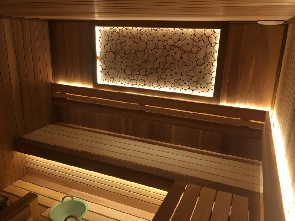 Потолок из можжевельника в бане