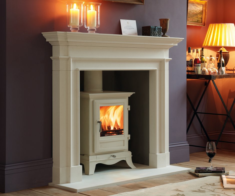 Камин крем глянец