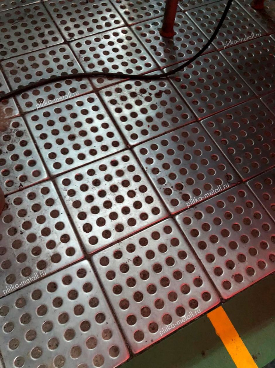 Плитка металлическая 300х300